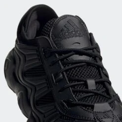 Adidas Sneakers Fyw S97 Ee5309 Noir 9 Adidas Sneakers Fyw S97 Ee5309 Noir -Magasin De Chaussures A206201 4