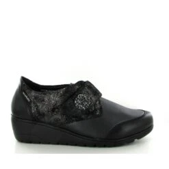 Magasin De Chaussures -Magasin De Chaussures D071401 2